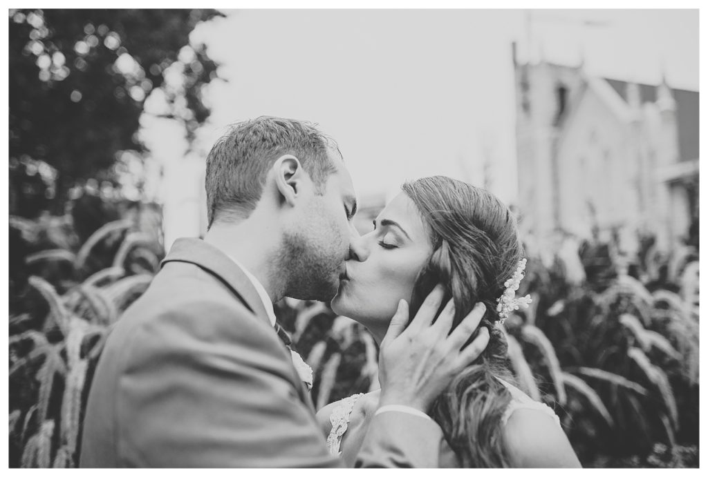 Des moines | Cedar Rapids Art Museum | Des Moines photographer | iowa photographer | midwest photographer | Kara Vorwald photography | wedding photography |